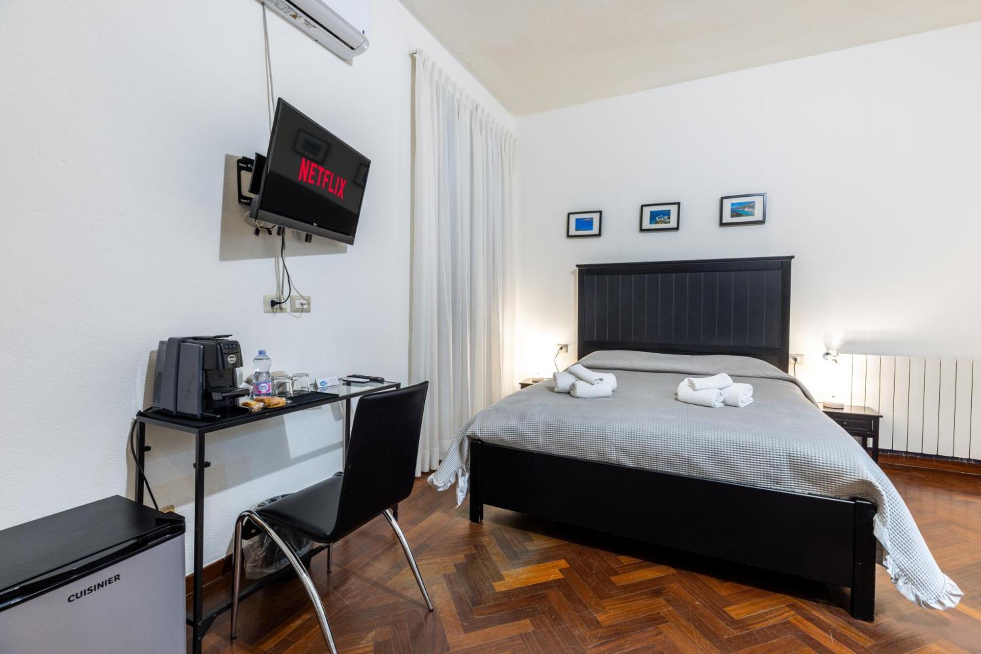 Corso 151 Hotel Olbia Exterior foto